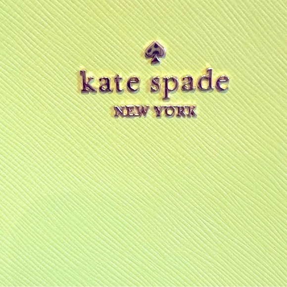 ♠️ Kate Spade ♠️ Madison Saffiano Leather Crescent Shoulder Bag - Picture 4 of 8